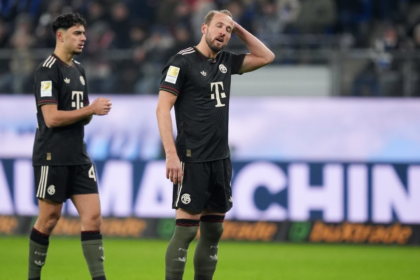 bayern munchen dipermainkan wasit harry kane murka